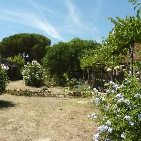 Appartement Ferme Du Moulin Roux- 2 Superbes Appartements- 2cbres Chacun- Classe 3 Etoiles, Climatises